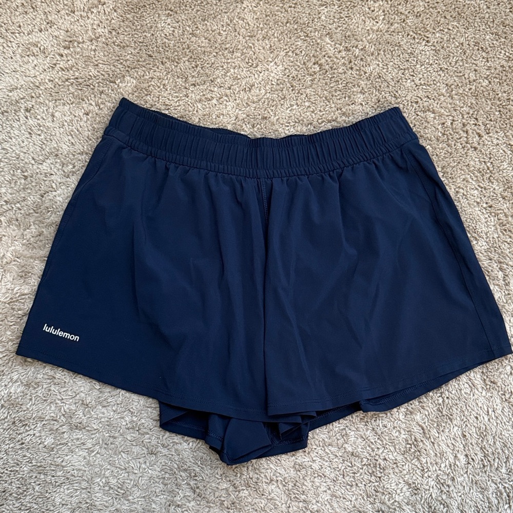 lululemon pace crush high rise short 2.5”